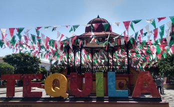 Festa na praça de Tequila