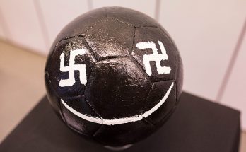 Futebol e holocausto