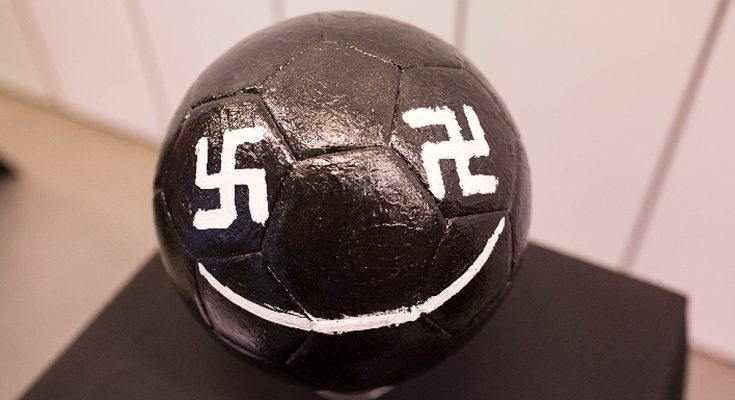 Futebol e holocausto