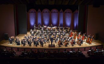 Após sete anos, maestro Guilherme Mannis regerá Orquestra Sinfônica do Paraná
