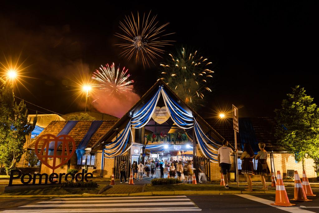 Começa festa pomerana