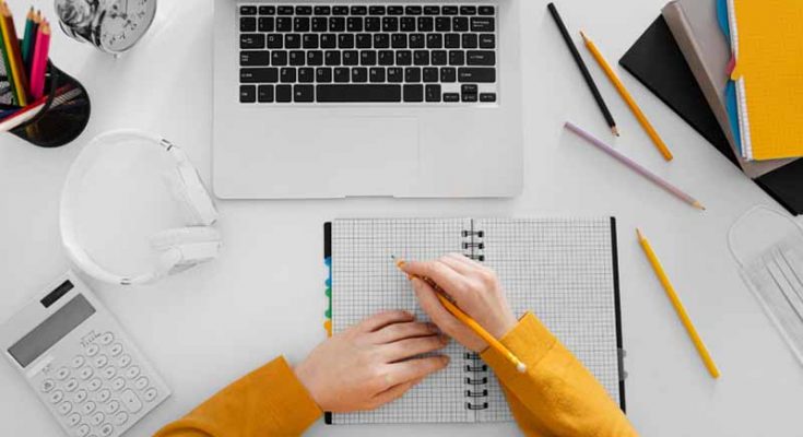 cursos de inglês e espanhos grátis na internet